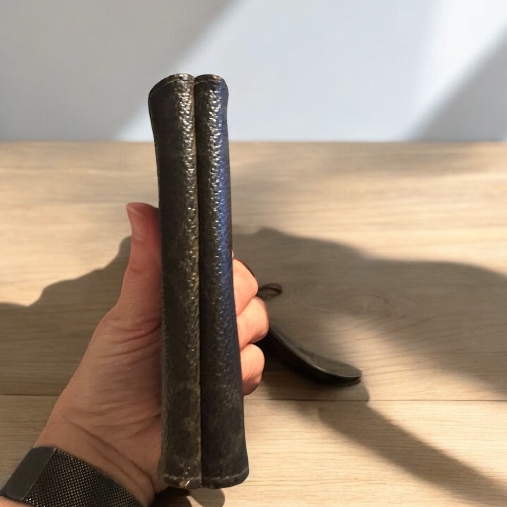 Louis Vuitton Brown Leather Wallet with Envelope Flap - Picture 5 of 12